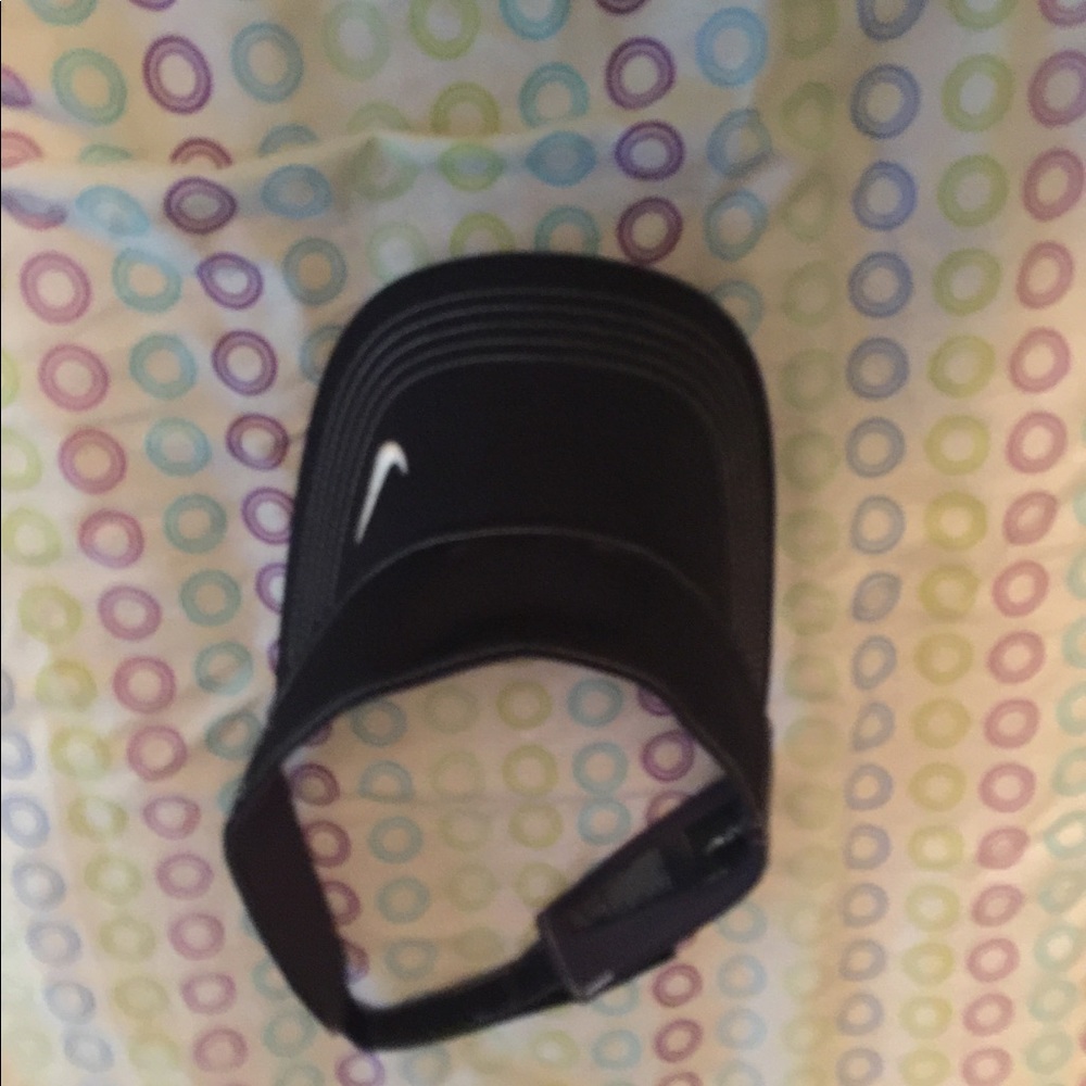 Black nike